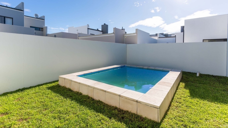 4 Bedroom Property for Sale in Sandown Western Cape